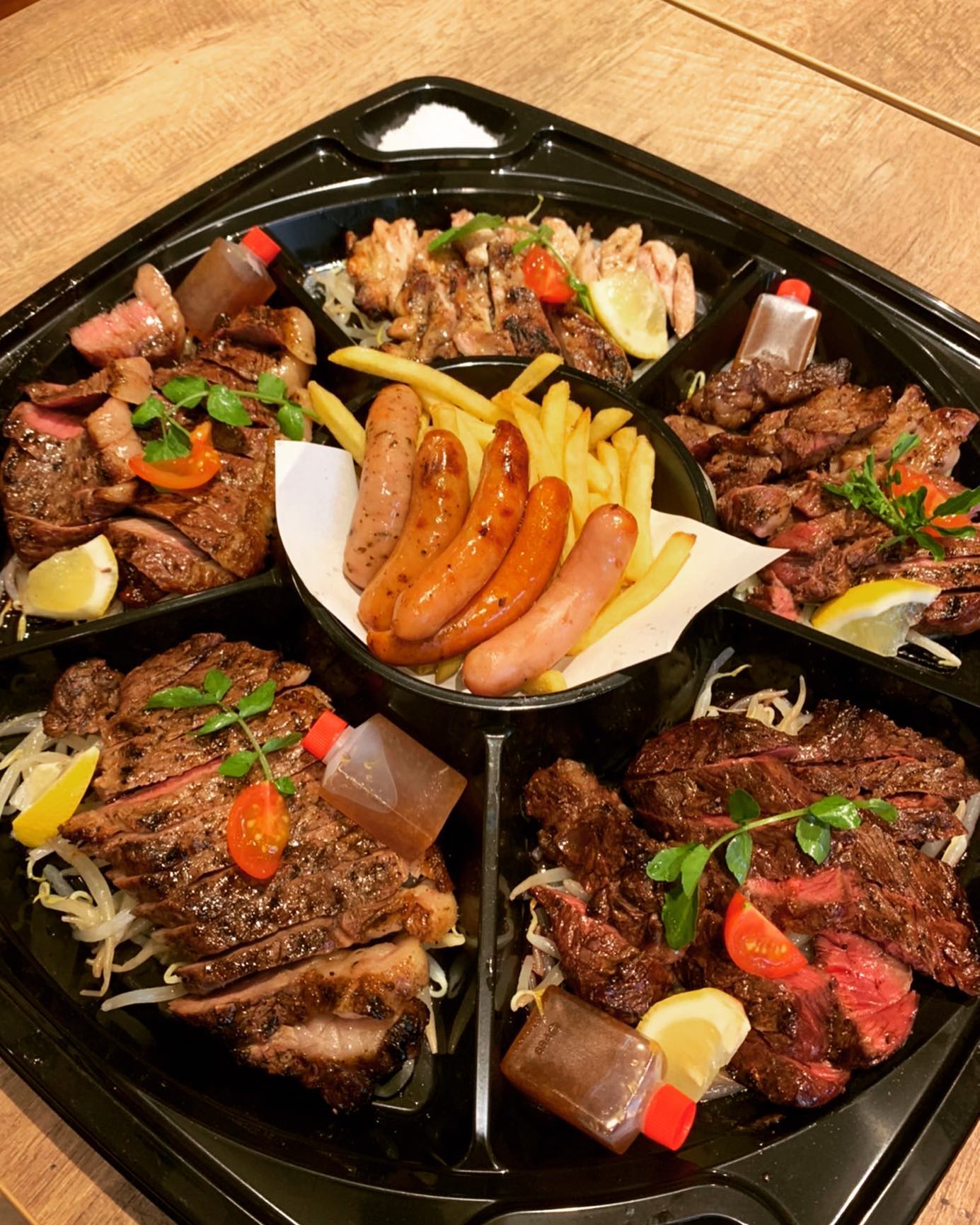 🍖ニックマウンテン1キロ🍖 | ニックハウス｜grill&cafe NICK HOUSE 新